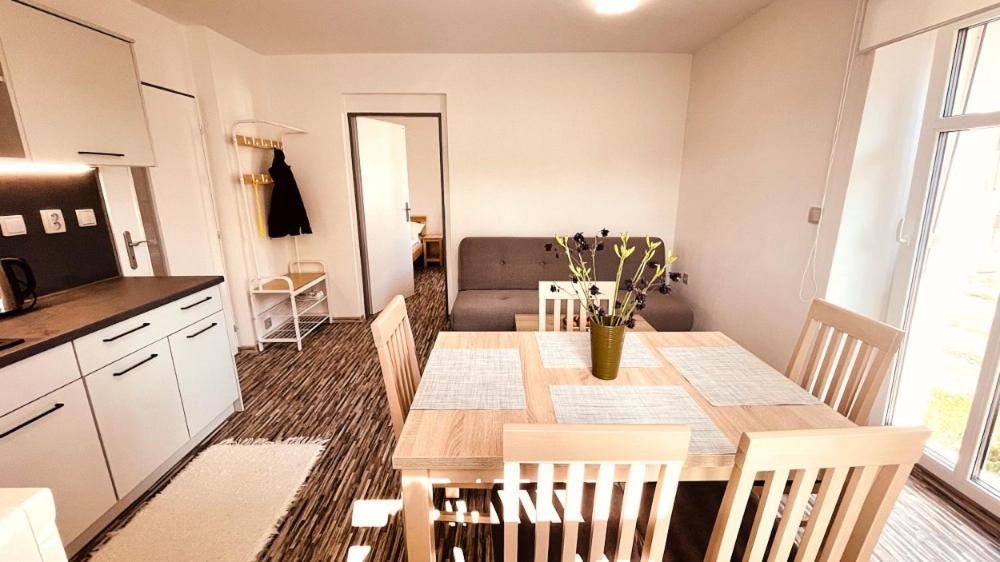 Apartmany Hvezdecka Broumov Exterior foto