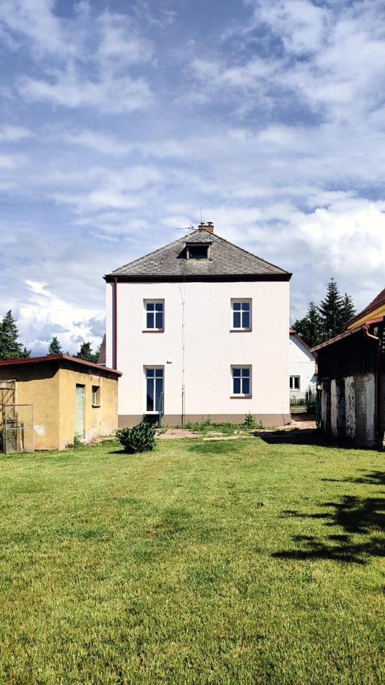 Apartmany Hvezdecka Broumov Exterior foto